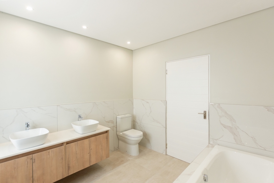 4 Bedroom Property for Sale in Langebaan Country Estate Western Cape